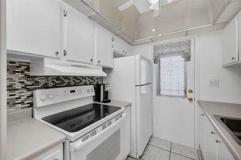 16901 NE 13th Avenue Miami FL 33162