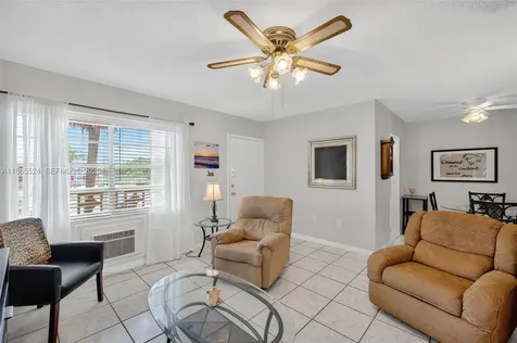 16901 NE 13th Avenue Miami FL 33162