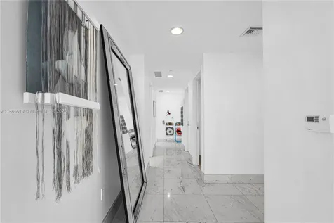 3951 S Ocean Drive Hollywood FL 33019