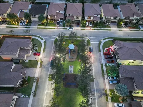 9835 NW 86th Terrace Doral FL 33178