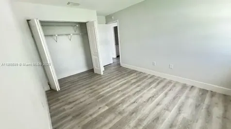 10390 SW 154th Circle Court Miami FL 33196