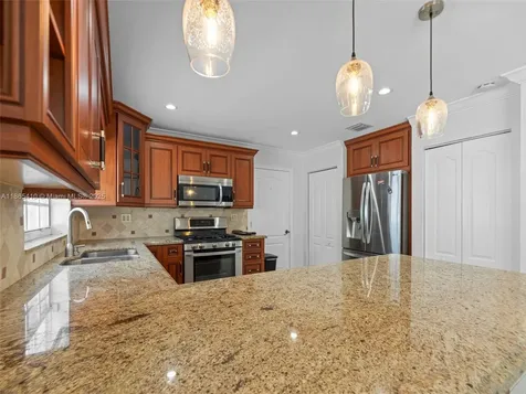 7322 SW 134th Place Miami FL 33183