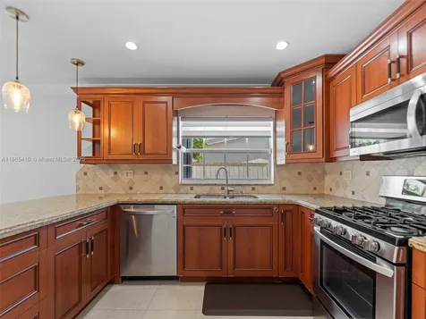 7322 SW 134th Place Miami FL 33183