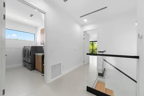 1320 NE 16th Avenue Fort Lauderdale FL 33304