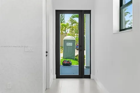 1320 NE 16th Avenue Fort Lauderdale FL 33304