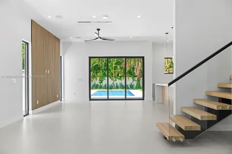 1320 NE 16th Avenue Fort Lauderdale FL 33304