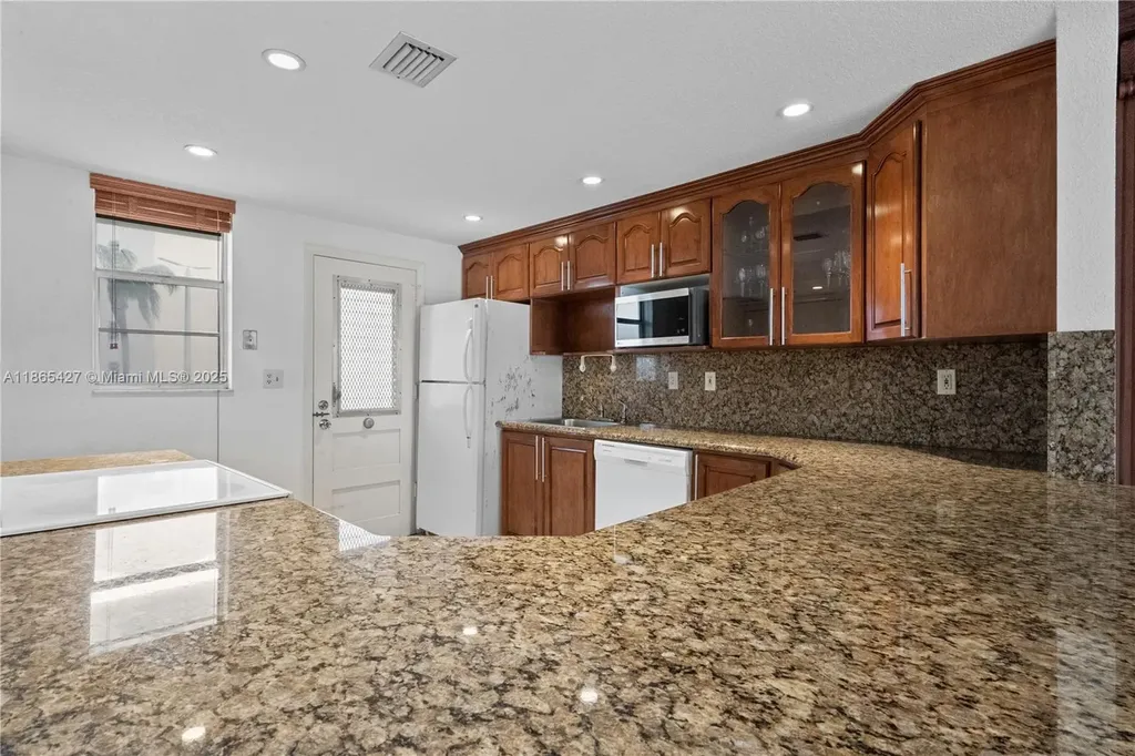 3030 Marcos Drive Aventura FL 33160