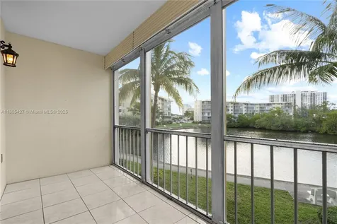 3030 Marcos Drive Aventura FL 33160