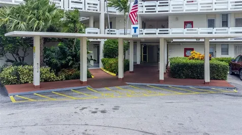 3030 Marcos Drive Aventura FL 33160