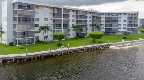 3030 Marcos Drive Aventura FL 33160