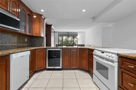 3030 Marcos Drive Aventura FL 33160