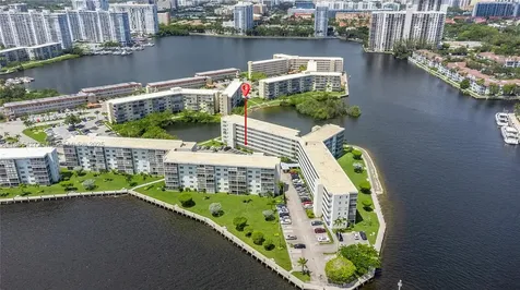 3030 Marcos Drive Aventura FL 33160
