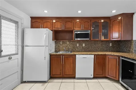 3030 Marcos Drive Aventura FL 33160