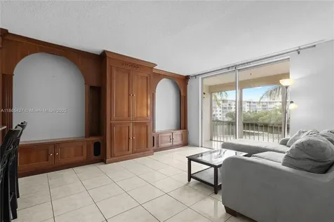 3030 Marcos Drive Aventura FL 33160