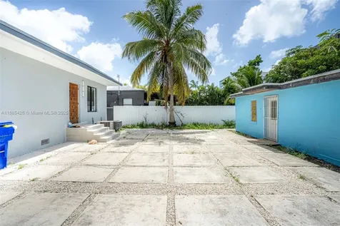 666 NW 28th Street Miami FL 33127
