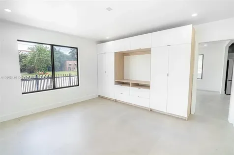 666 NW 28th Street Miami FL 33127