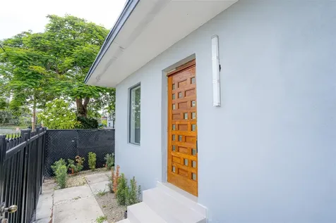 666 NW 28th Street Miami FL 33127