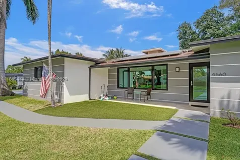4660 SW 37th Avenue Dania Beach FL 33312