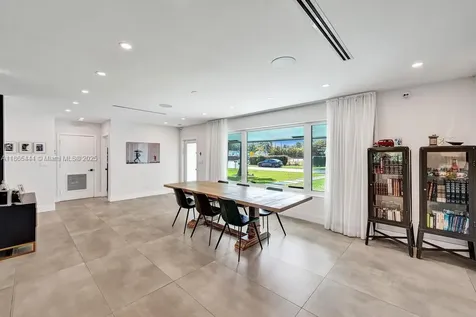4660 SW 37th Avenue Dania Beach FL 33312