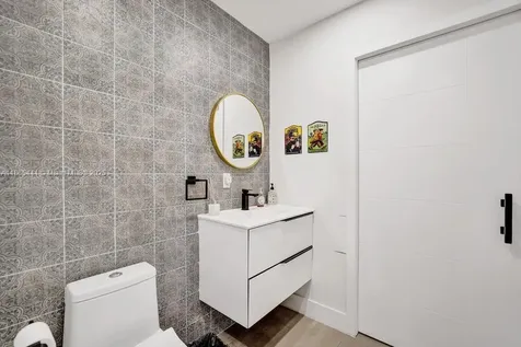 4660 SW 37th Avenue Dania Beach FL 33312