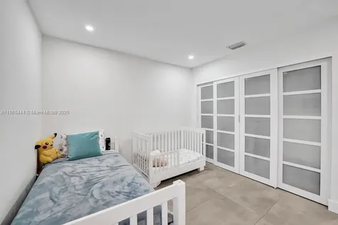 4660 SW 37th Avenue Dania Beach FL 33312