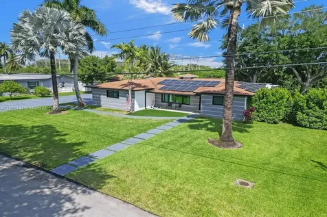 4660 SW 37th Avenue Dania Beach FL 33312