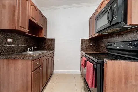 2525 NW 156th Street Miami Gardens FL 33054