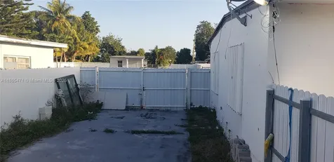 2525 NW 156th Street Miami Gardens FL 33054