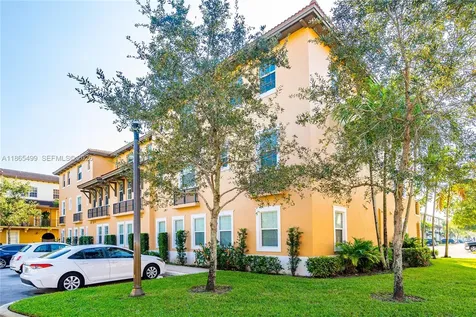 14749 SW 9th Street Pembroke Pines FL 33027