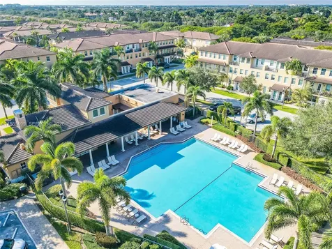 14749 SW 9th Street Pembroke Pines FL 33027
