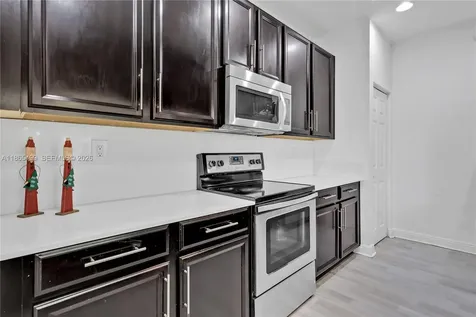 14749 SW 9th Street Pembroke Pines FL 33027