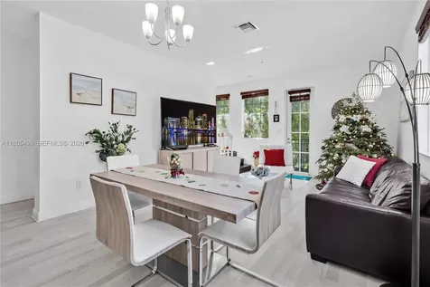 14749 SW 9th Street Pembroke Pines FL 33027