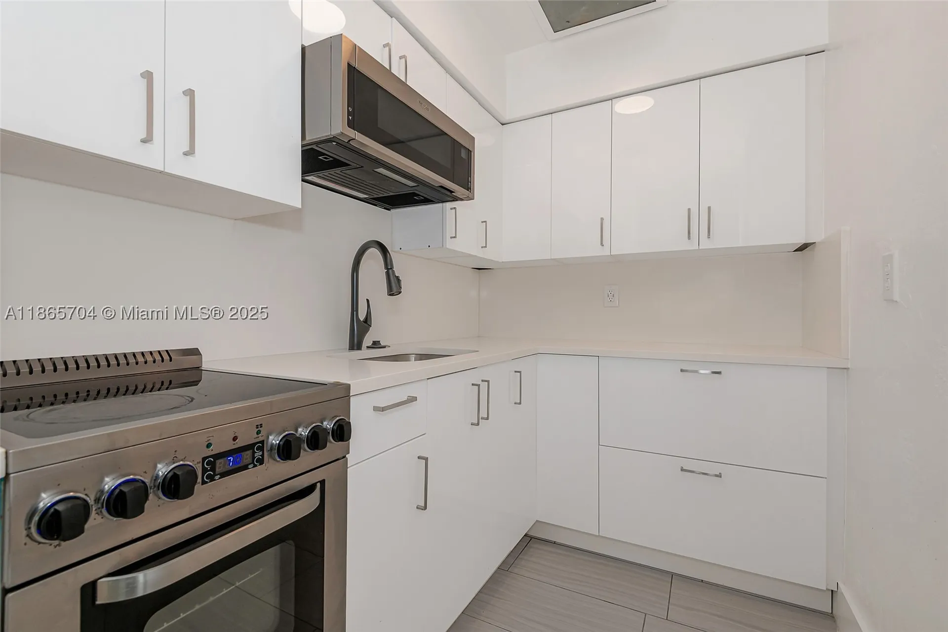 2901 Polk Street Hollywood FL 33020