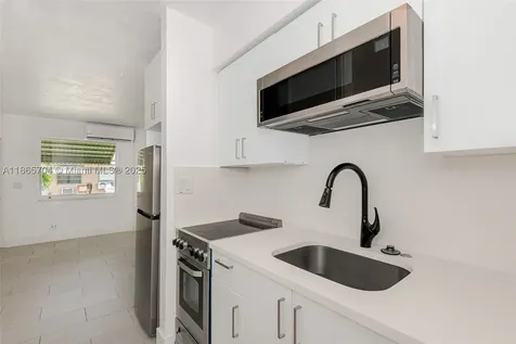 2901 Polk Street Hollywood FL 33020