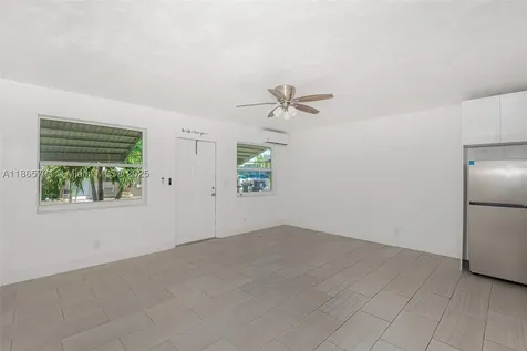 2901 Polk Street Hollywood FL 33020
