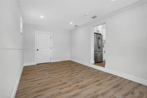 3239 Meadow Road Palm Springs FL 33406