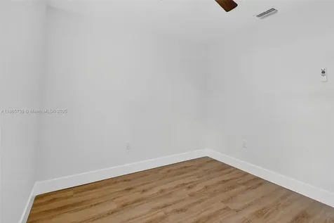 3239 Meadow Road Palm Springs FL 33406
