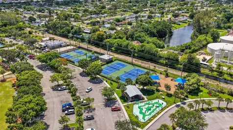 3239 Meadow Road Palm Springs FL 33406