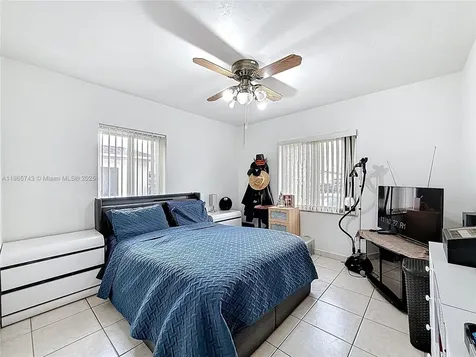 675 W 30th Street Hialeah FL 33012