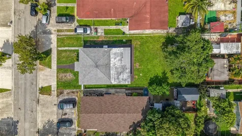 675 W 30th Street Hialeah FL 33012
