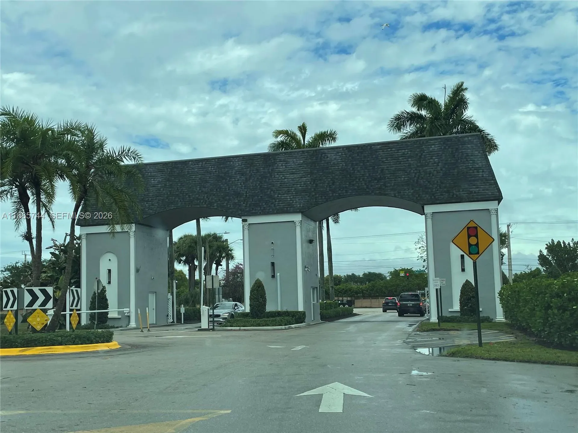 101 Brittany Delray Beach FL 33446