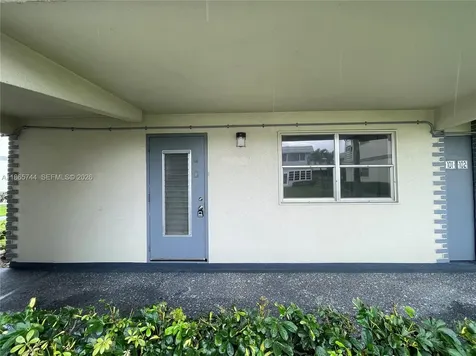 101 Brittany Delray Beach FL 33446
