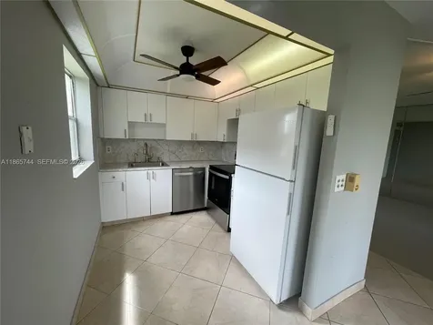 101 Brittany Delray Beach FL 33446