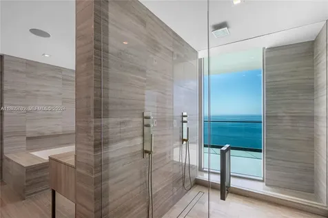 18975 Collins Avenue Sunny Isles Beach FL 33160