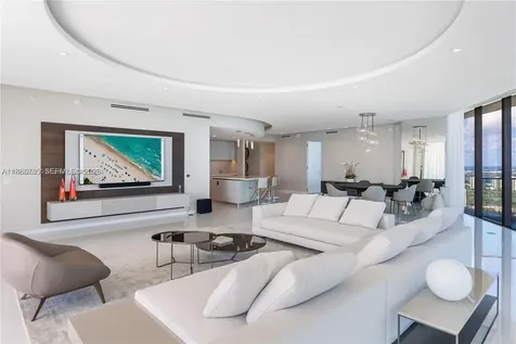18975 Collins Avenue Sunny Isles Beach FL 33160