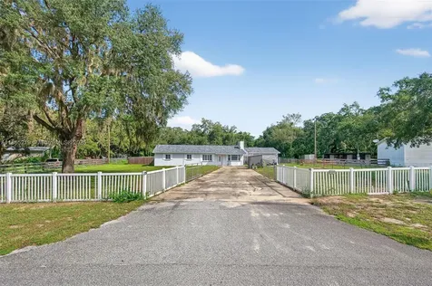 13227 Lake Karl Dr, Hudson FL 34669
