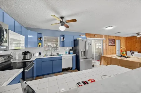 13227 Lake Karl Dr, Hudson FL 34669