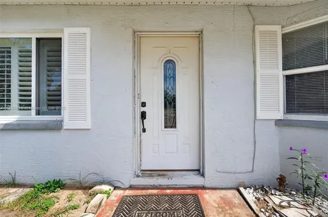 13227 Lake Karl Dr, Hudson FL 34669