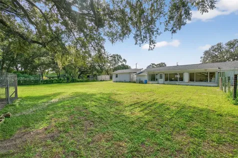 13227 Lake Karl Dr, Hudson FL 34669