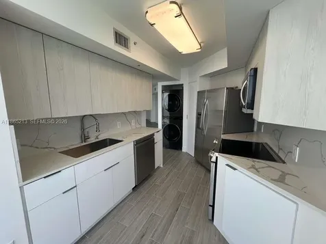 6301 Collins Avenue Miami Beach FL 33141